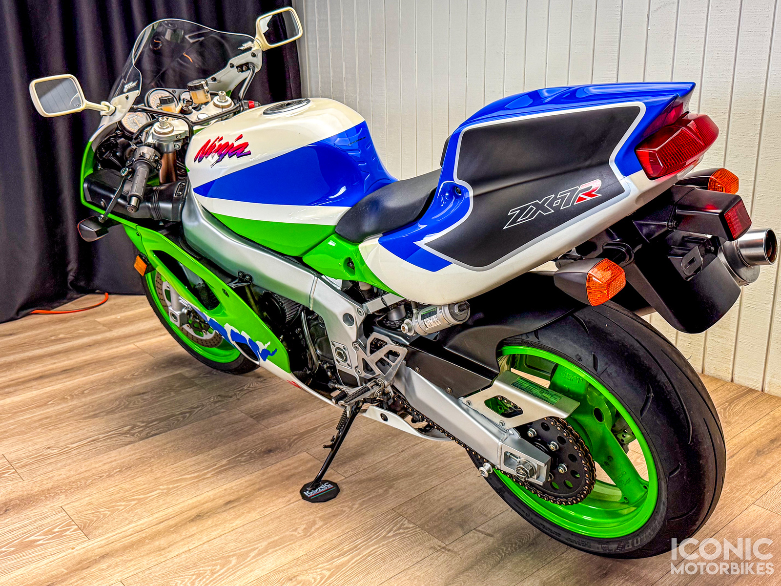 1993 Kawasaki ZX-7R – Iconic Motorbike Auctions