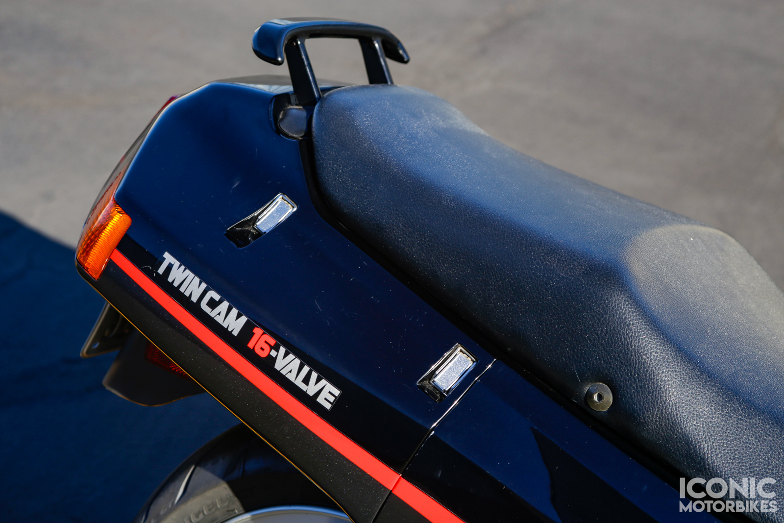 1989 Kawasaki ZX-10 – Iconic Motorbike Auctions