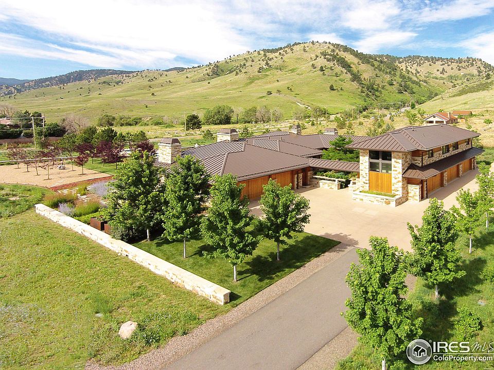 e83374d3ddf6161ad8b58cee5d5d69