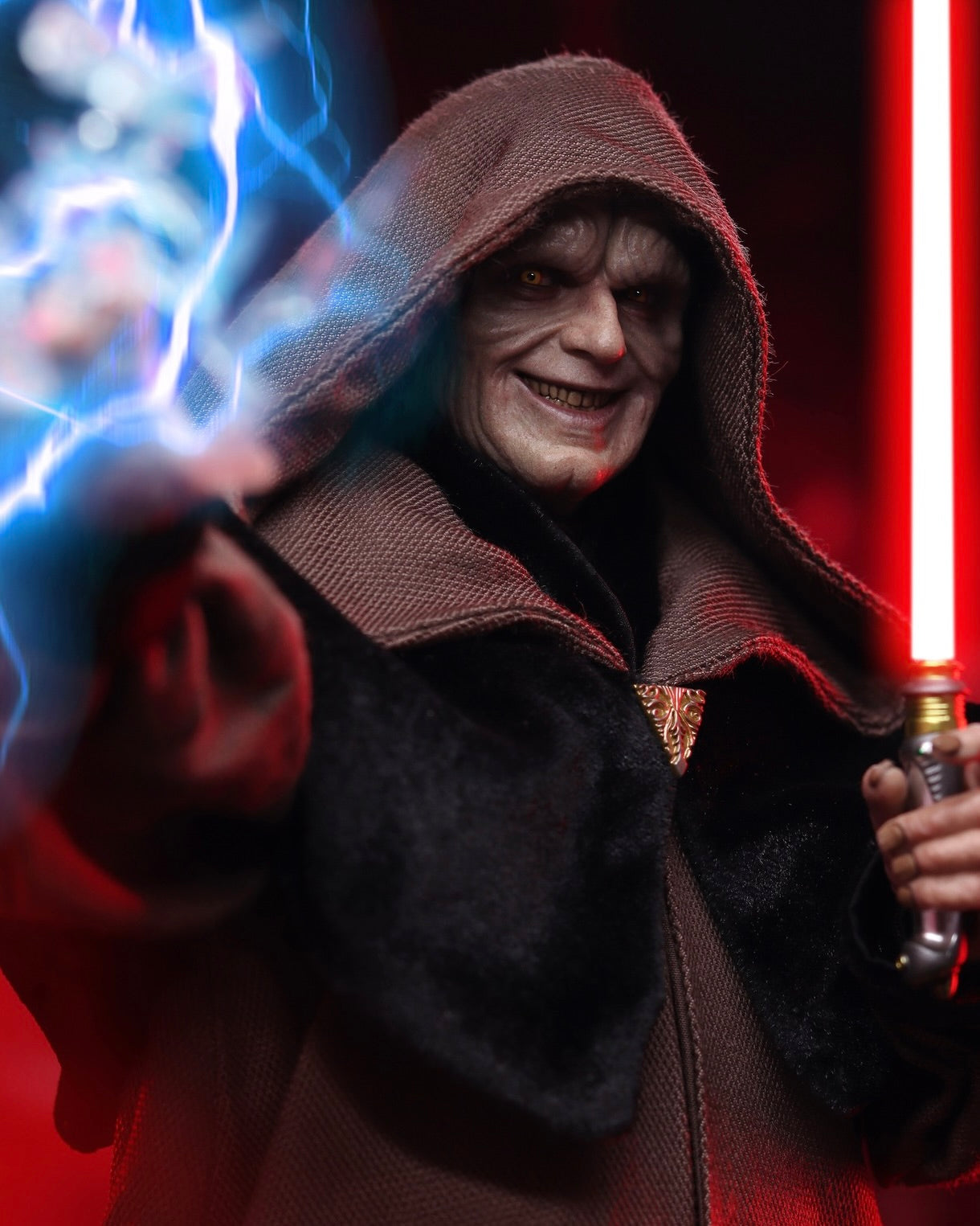 Hot Toys MMS745 Star Wars Revenge of the Sith Darth Sidious 1/6