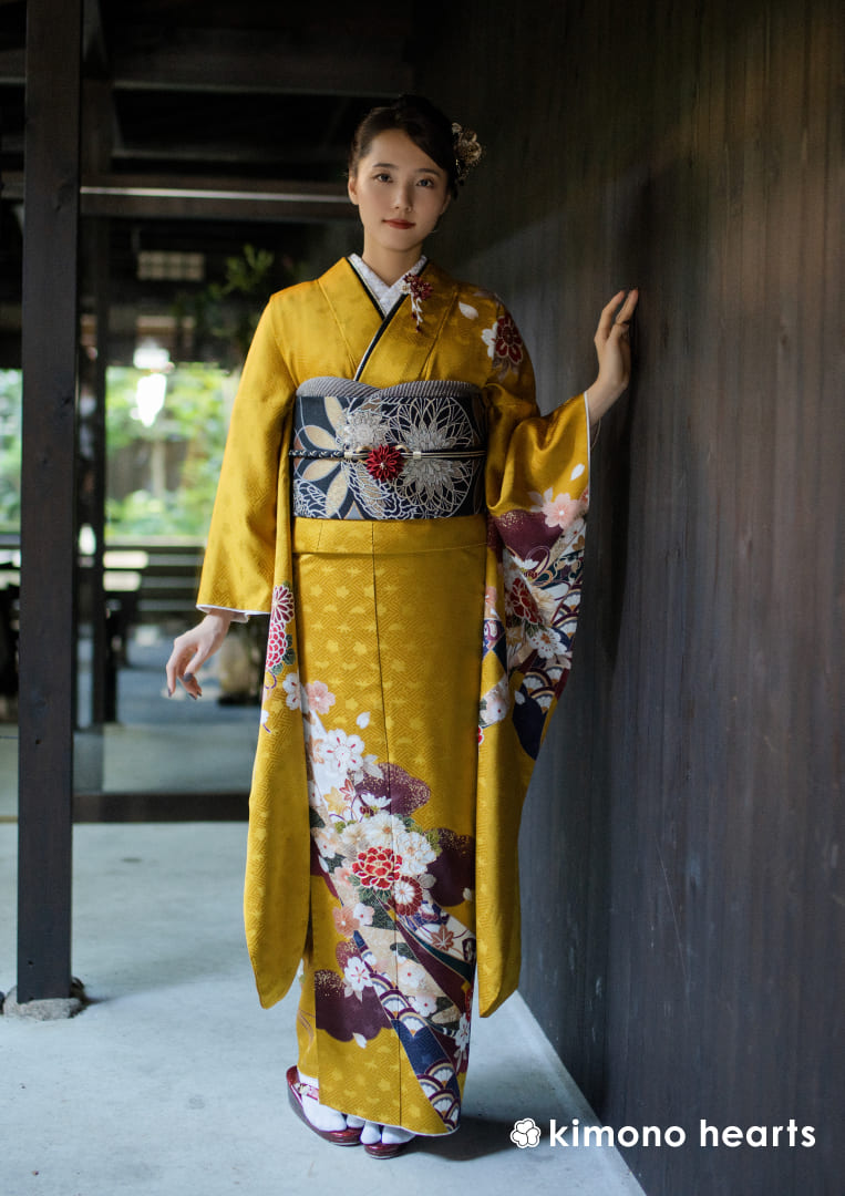 伝統古典】KH-505｜和の趣を感じるからし色に花熨斗柄の伝統古典振袖で