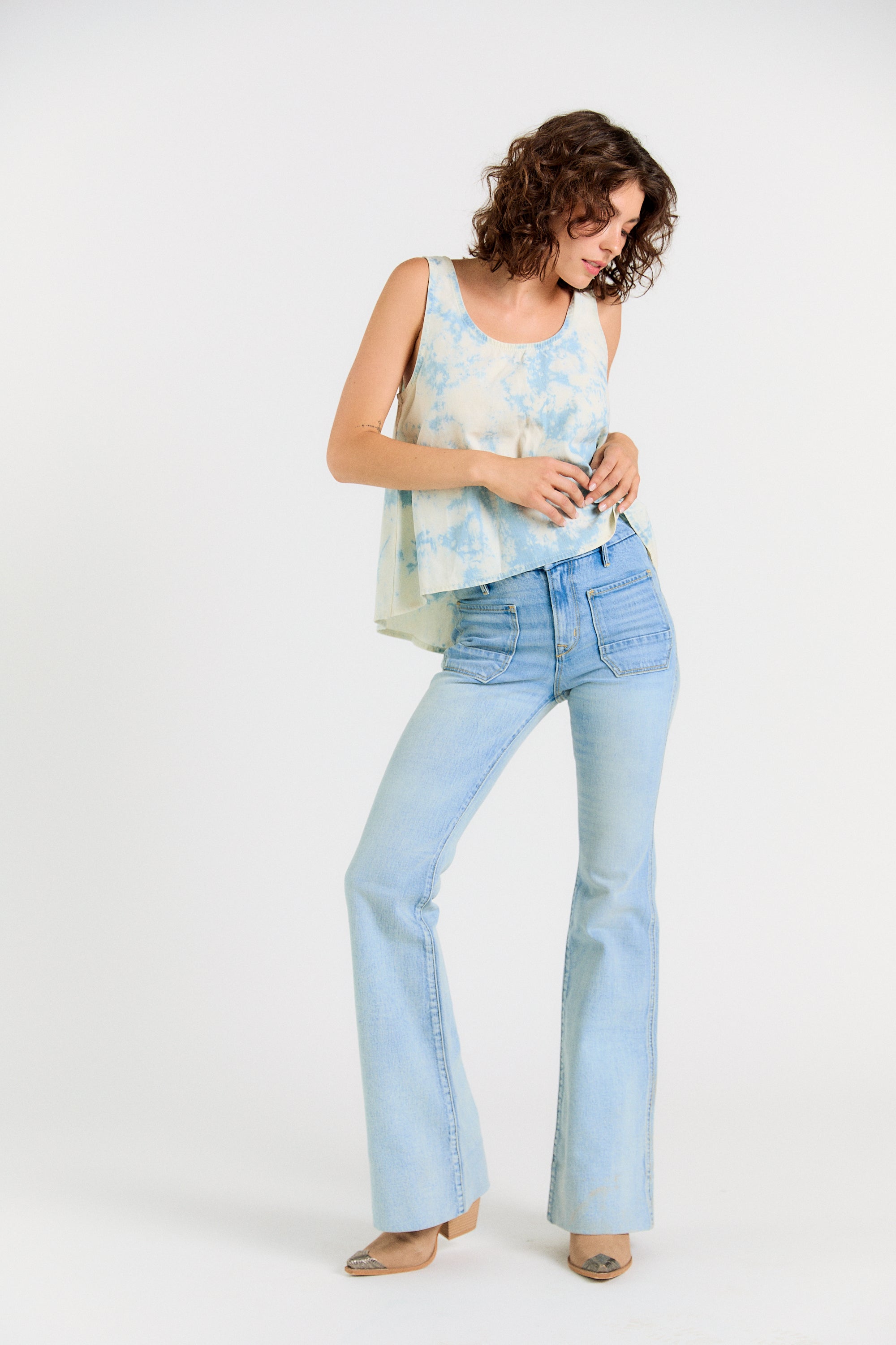 The Wanderer Flare - Gracie | High Rise Flare in Gracie Wash