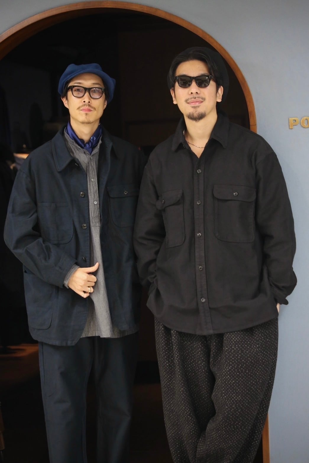 LEATHER SUEDE CASQUETTE W/SILVER BUTTON (ENTREFINO)