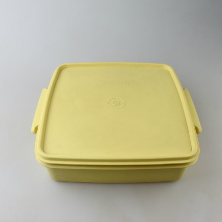 ビンテージ】日本製Tupperware（タッパーウェア） デュエット M