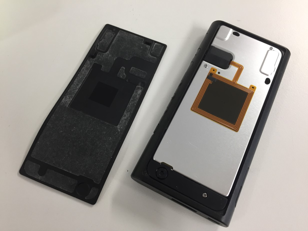 WALKMAN NW-ZX300バッテリーを8980円で新品交換！急激に電池残量が減る