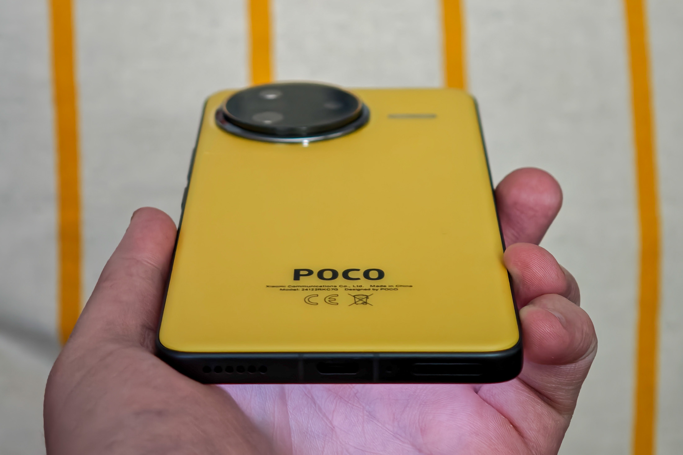 Poco's F7 Ultra is a midrange phone with a flagship chip | The Verge