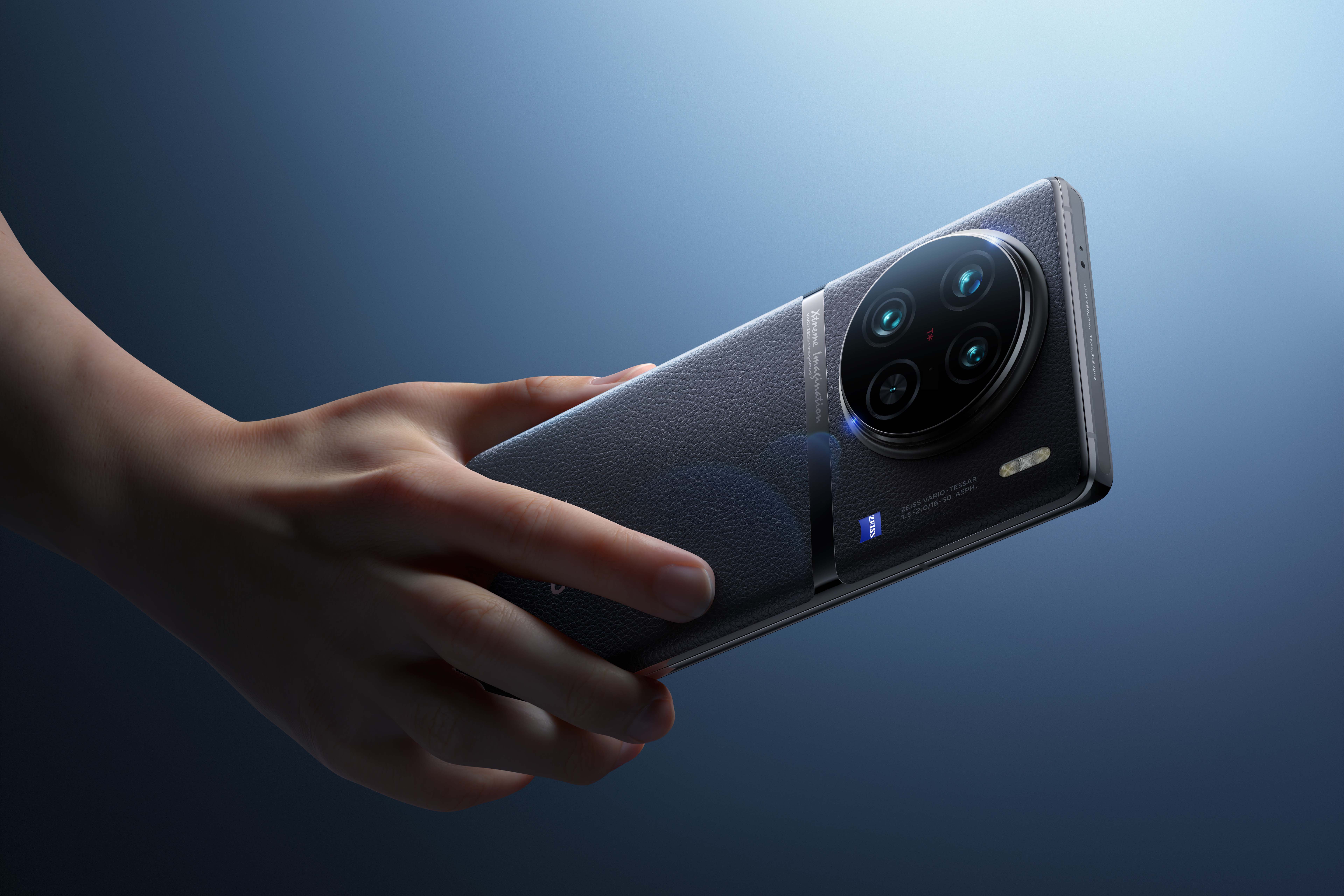 Vivo's X90 Pro and its massive 1-inch camera sensor get an