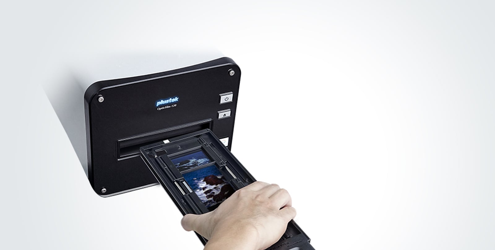 OpticFilm 120 - プロフェッショナルなフィルムスキャンクラス