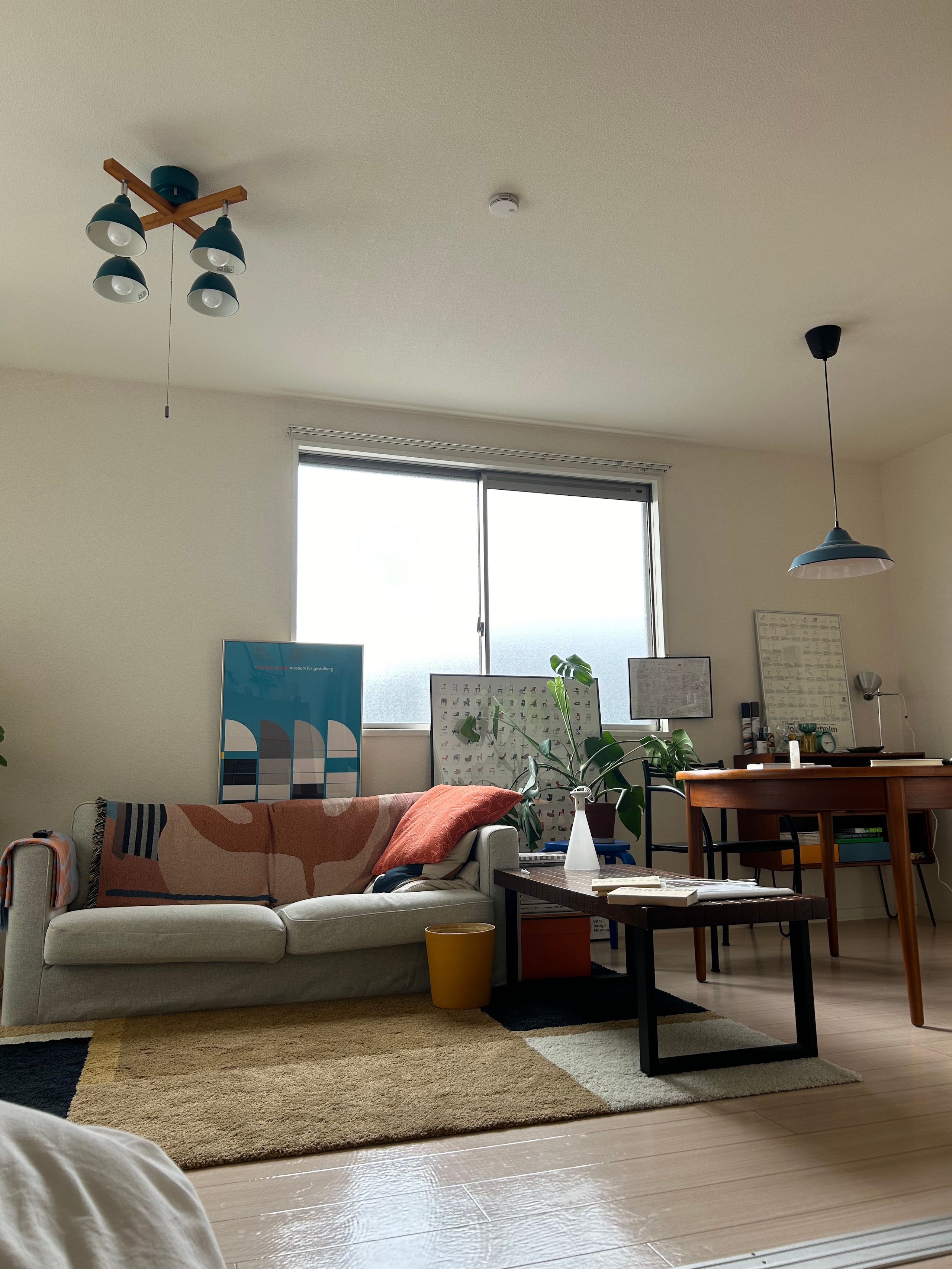 IKEA SKRIFTSPRÅK スクリフトスプローク ラグ パイル短［2色