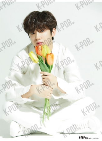 独占”キム・ヨハンが日本雑誌初登場︕ 表紙＆巻頭特集！ ソン