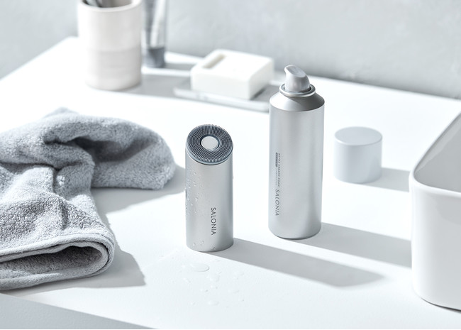 イオンの力で黒ずみ汚れにアプローチする、“こすらない” 洗顔ブラシ