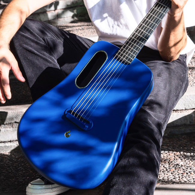 MoMA Design Store】イノベイティブなギター LAVA ME 2 の発売を開始