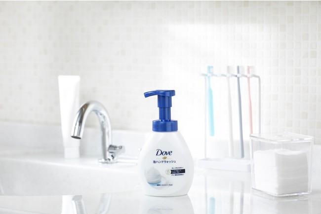 菌まで落とし*1、うるおうスキンケアもできる『ダヴ 泡ハンド