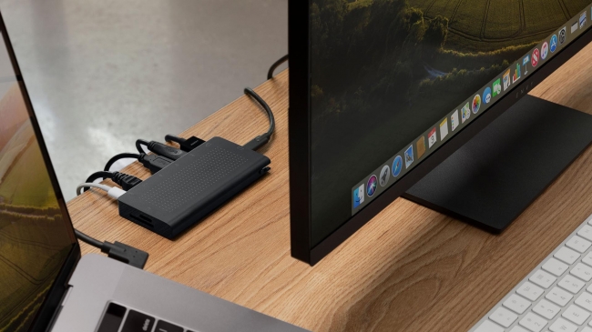 米国Twelve South社からMacBookに必要なポートやスロットを備え