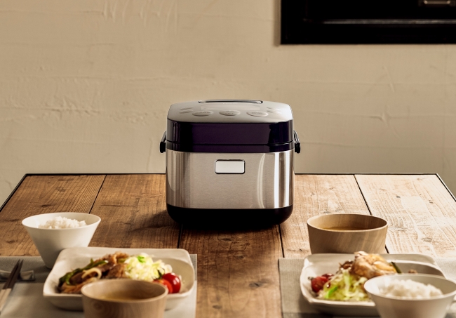 ステンレス調で統一されたコンセプト家電「URBAN CAFE SERIES」 冷凍