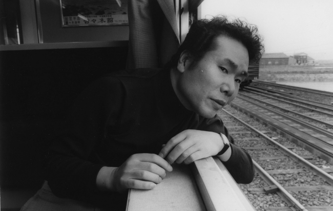 渥美清さん、8月4日で没後20年。秘蔵写真満載のムック『寅さんの向こう