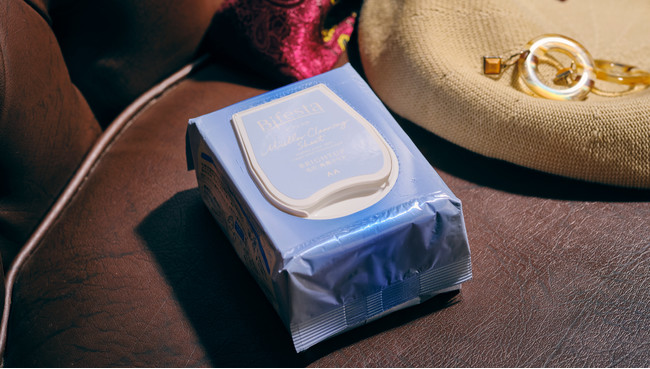 メイクをじゅわっと浮かせてするんと落とすクレンジングシート