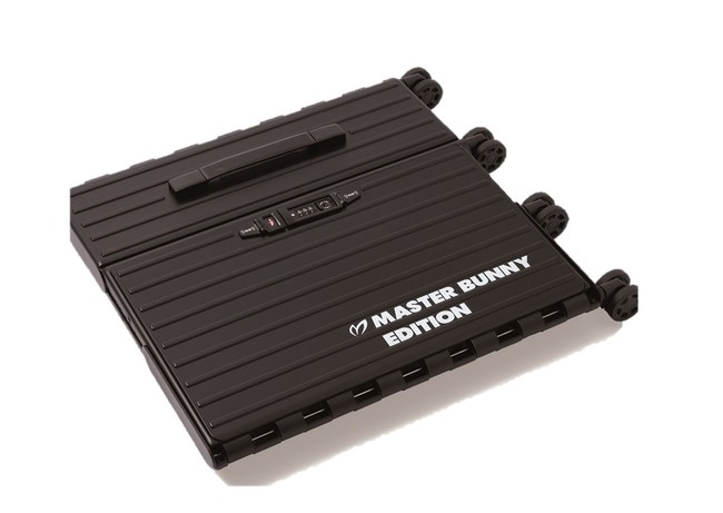 世界最薄クラス！ゴルフアパレル「MASTER BUNNY EDITION」から