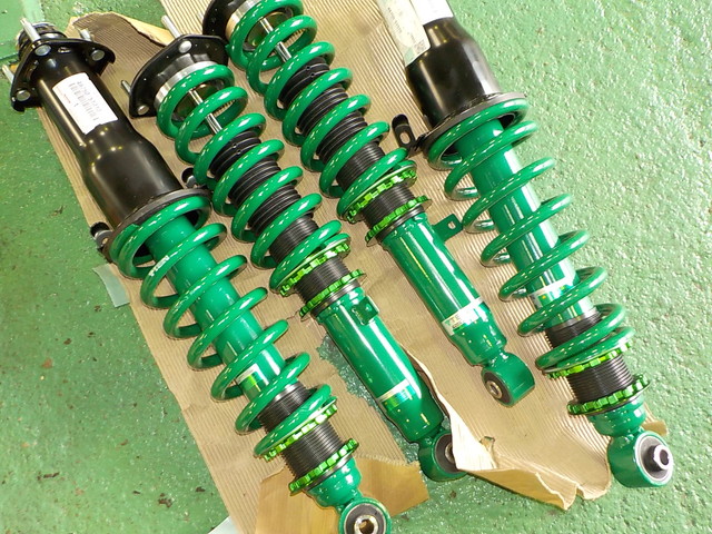 SXE10 アルテッツァ TEIN車高調 交換作業 ｜ 持ち込み取付専門プロ