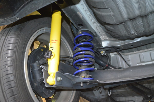 N-ONE RS JG3 サスペンション交換と四輪アライメント調整 ｜ 持ち込み