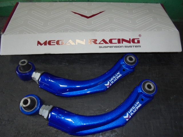 レガシィ BL5 リアアッパーアーム交換 四輪アライメント調整 1G締め