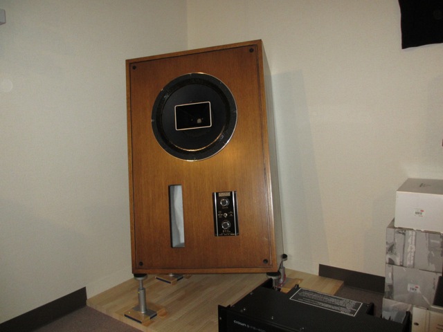 スピーカースタンドの最終回答・スタンドが音響学を越える瞬間！