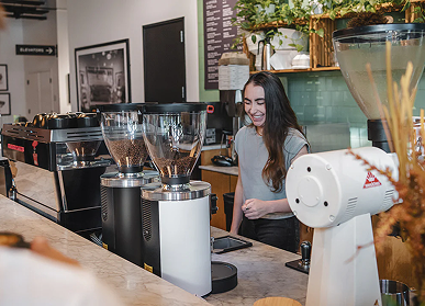 Introducing Mahlkönig Grind-By-Sync – Pro Coffee Gear