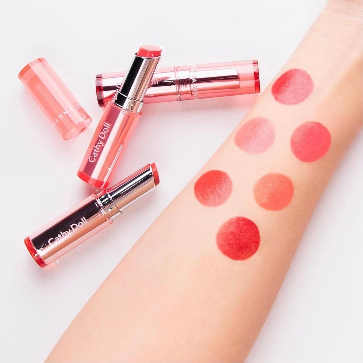 タイコスメ「キャシードール」から高い保湿力と美しいツヤ感で