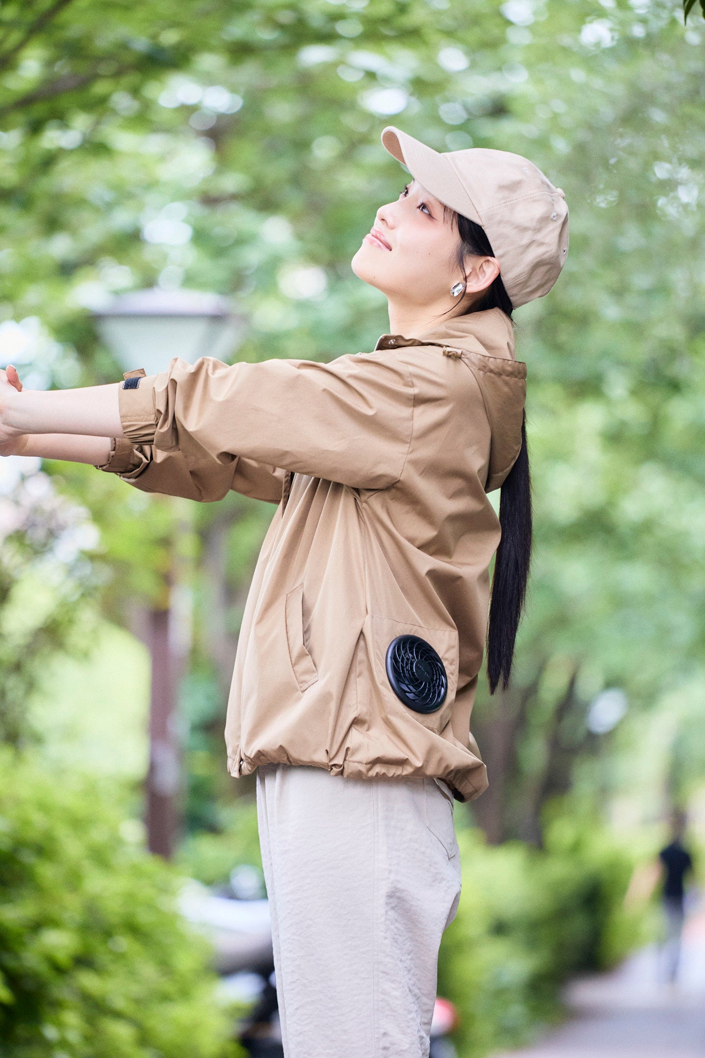 晴雨兼用】涼しい夏を叶える“歩く扇風機”ウエアが登場！「空調服(R