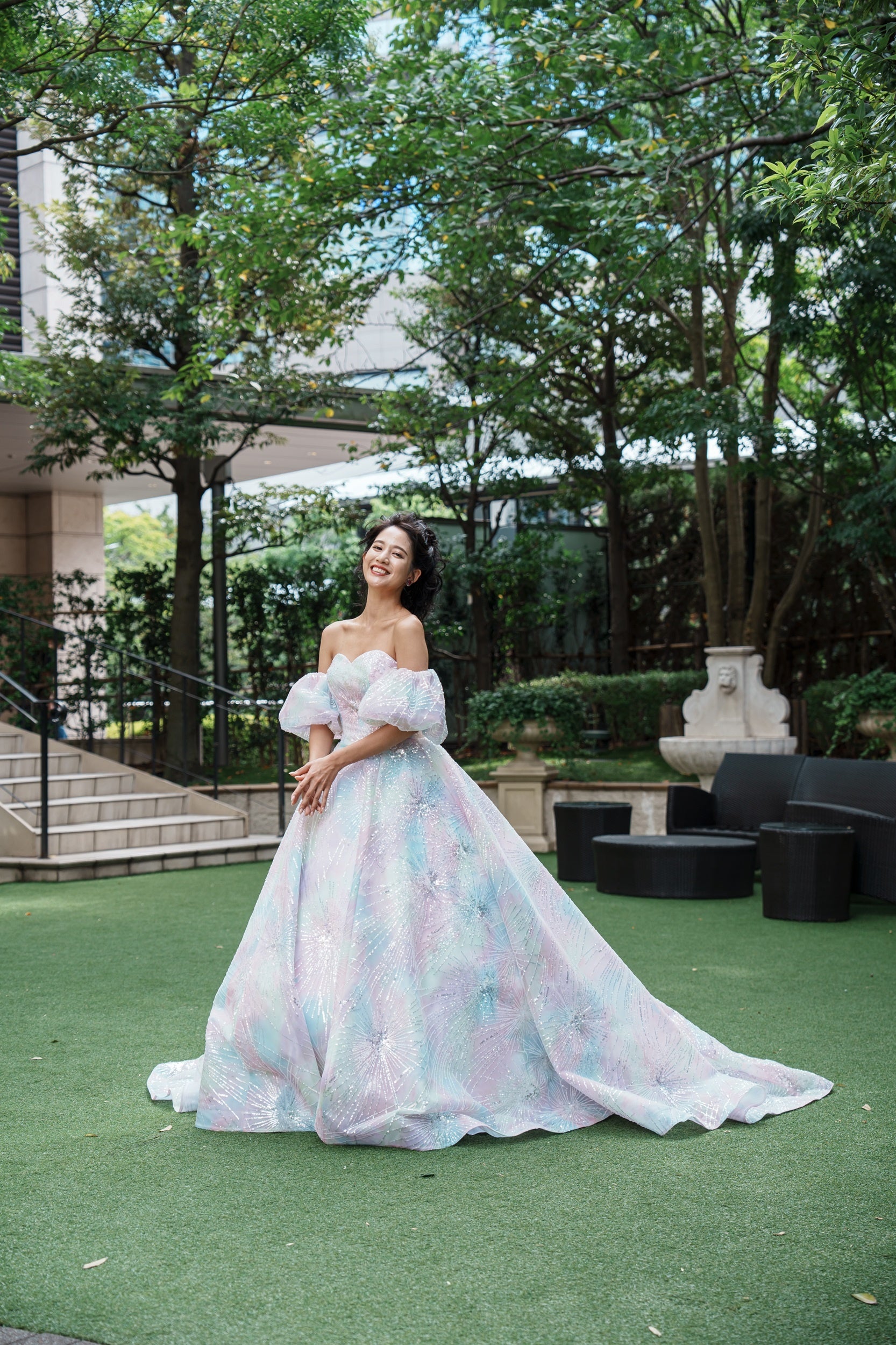 ザ・ハニー」のドレスとコラボティアラとのコーディネートが叶う試着会