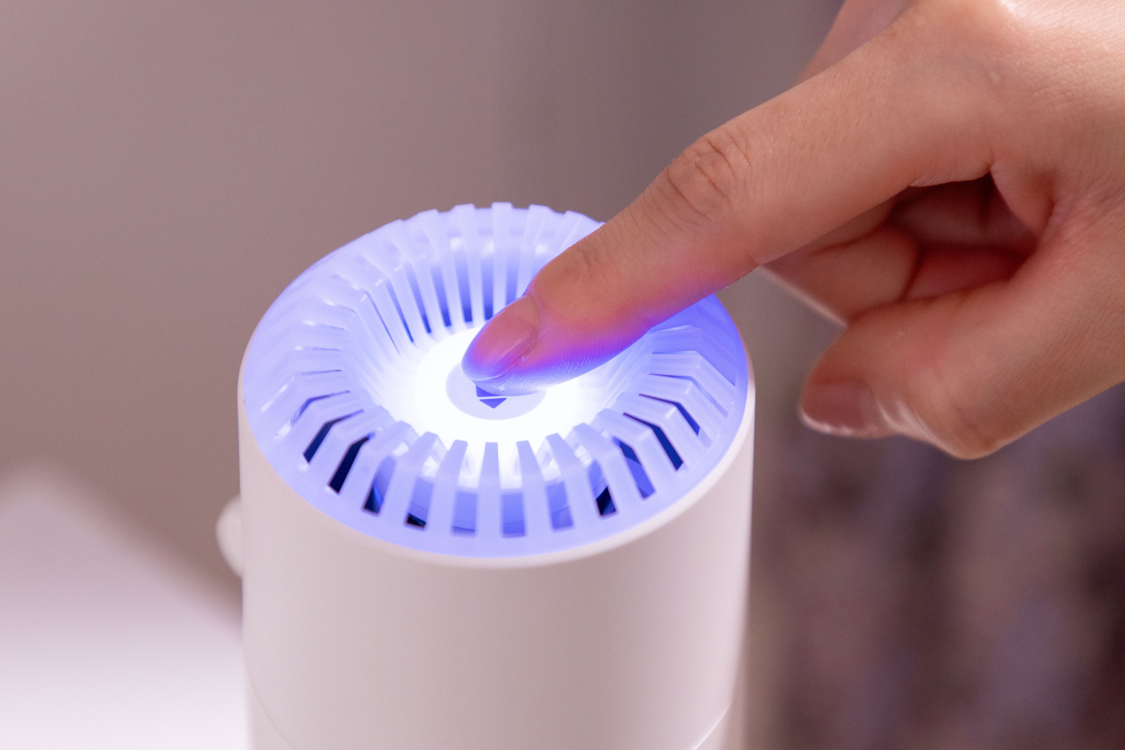 静音モード搭載！より便利に、使いやすくなった”持ち運べる空気清浄機