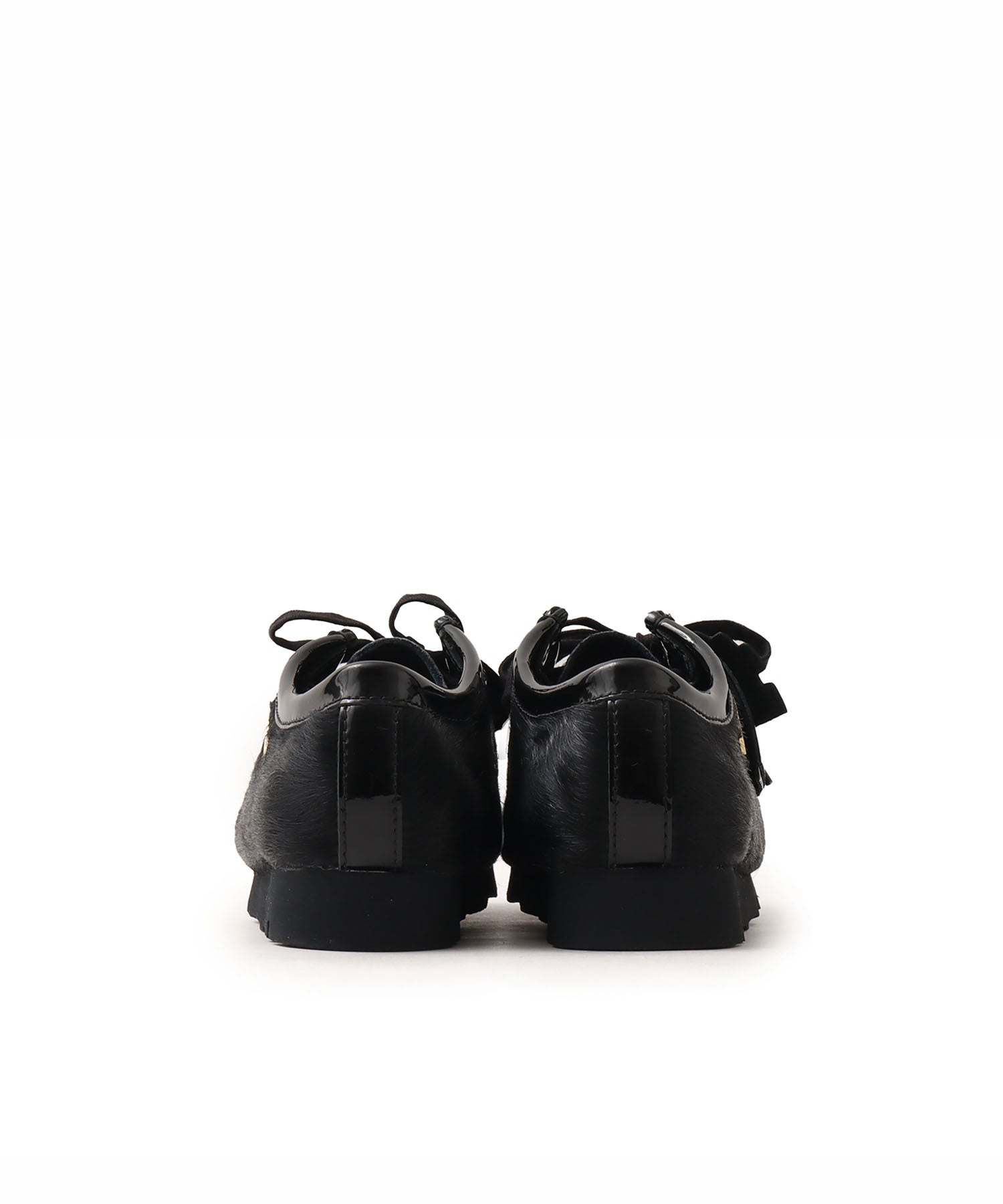 Clarks Originals」 × 「atmos」 × 「BlackEyePatch」の​トリプル