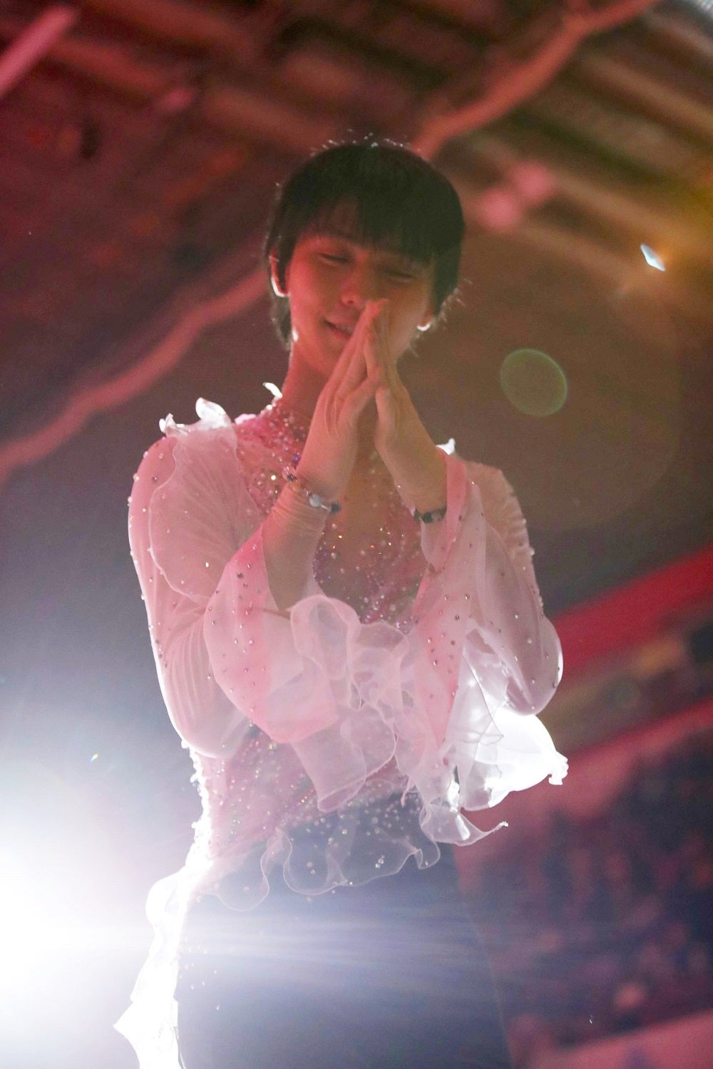 羽生結弦の華麗な演技写真から、自然な練習着姿までをポストカードに