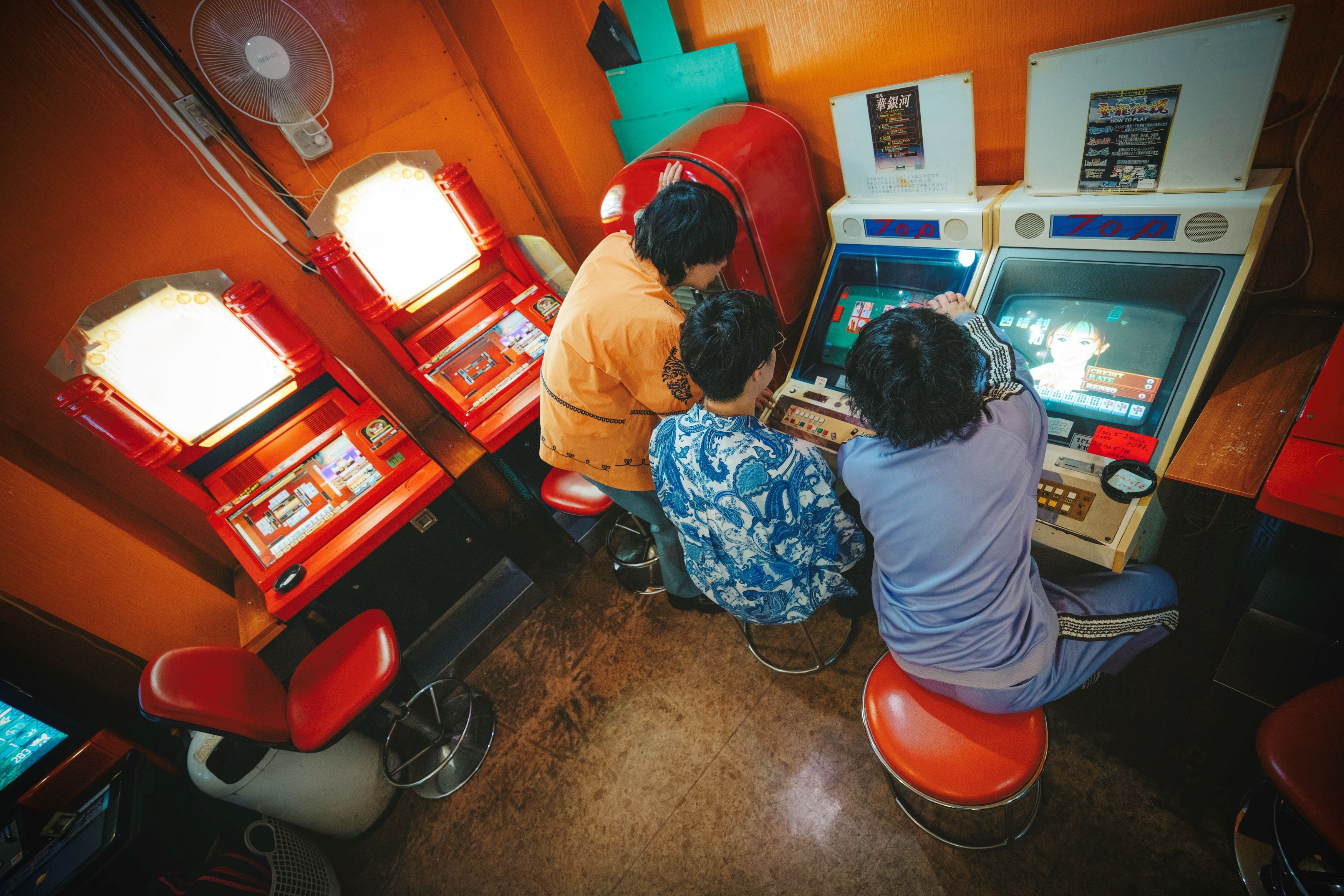 カイリー・ミノーグ、新曲をサプライズ・プレゼント！世界のファンが