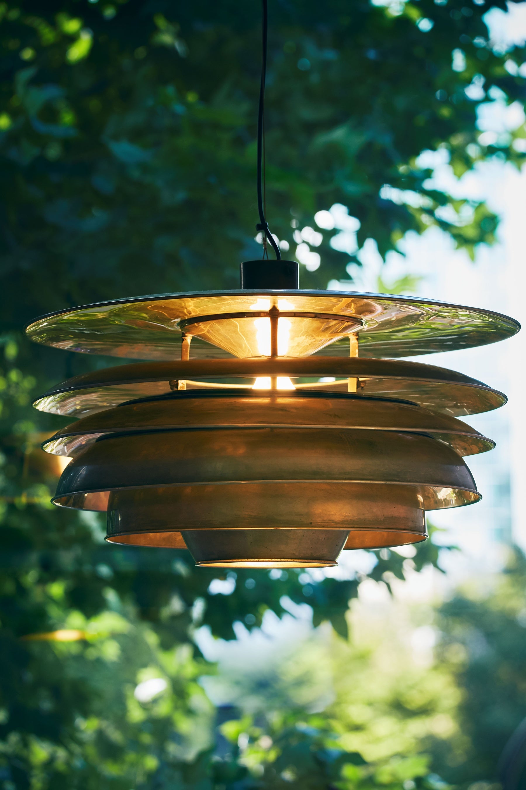 日本橋高島屋】北欧で誕生した名作照明100点が一堂に！そのデザイナー