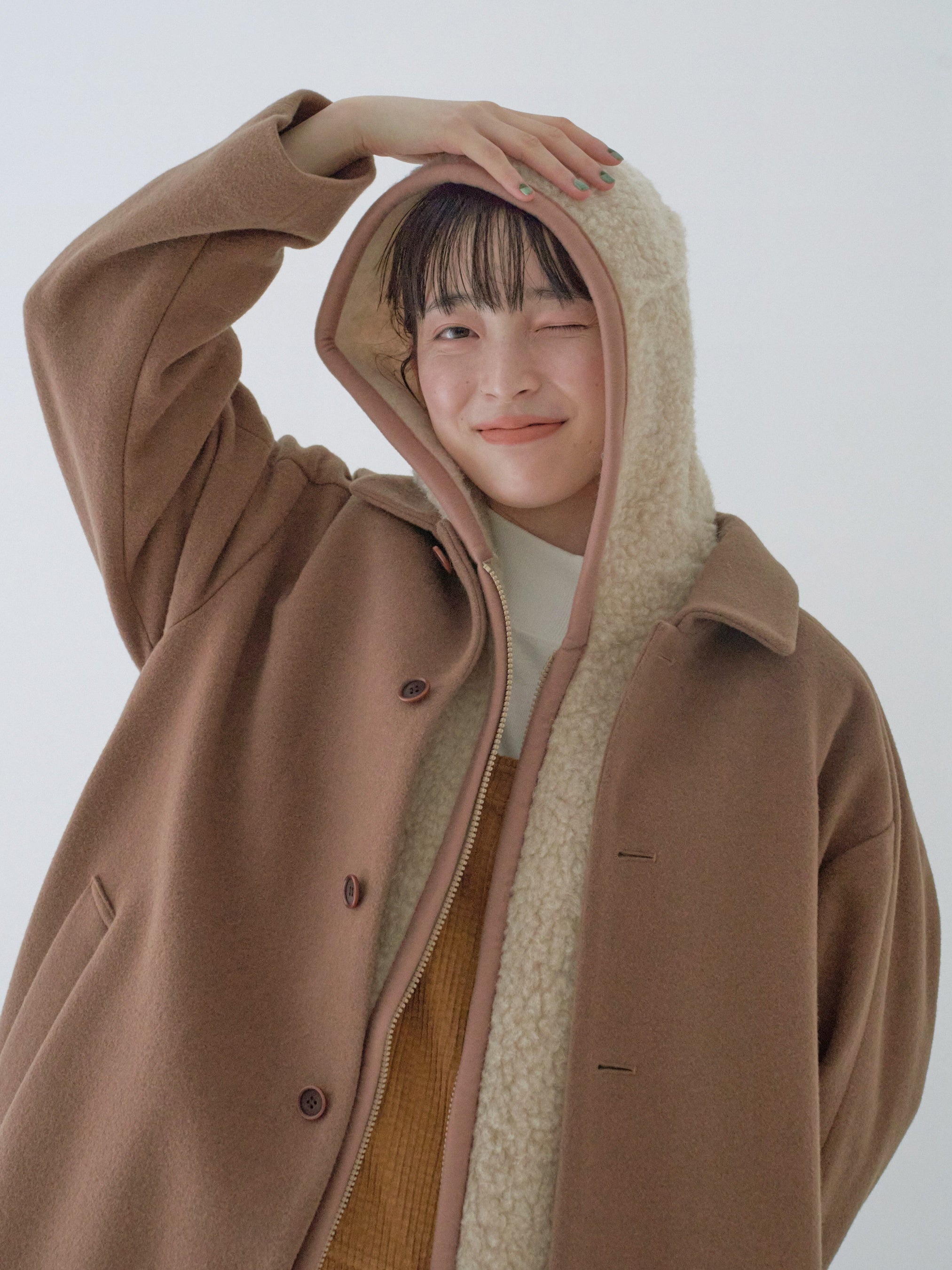 ファッションブランド「ネストローブ」より、柔らかな肌触りと軽やかな