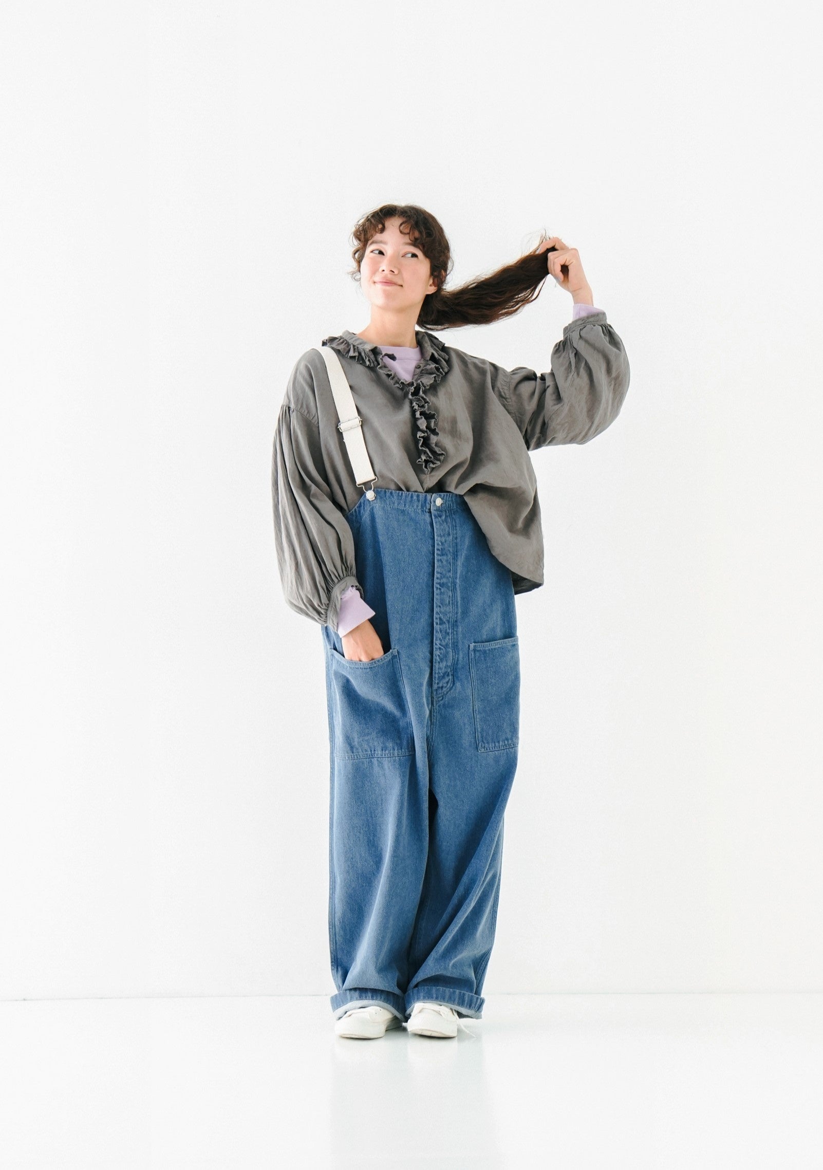 nest Robe】新しい年に向けて、心弾むカラーのブラウスがラインナップ