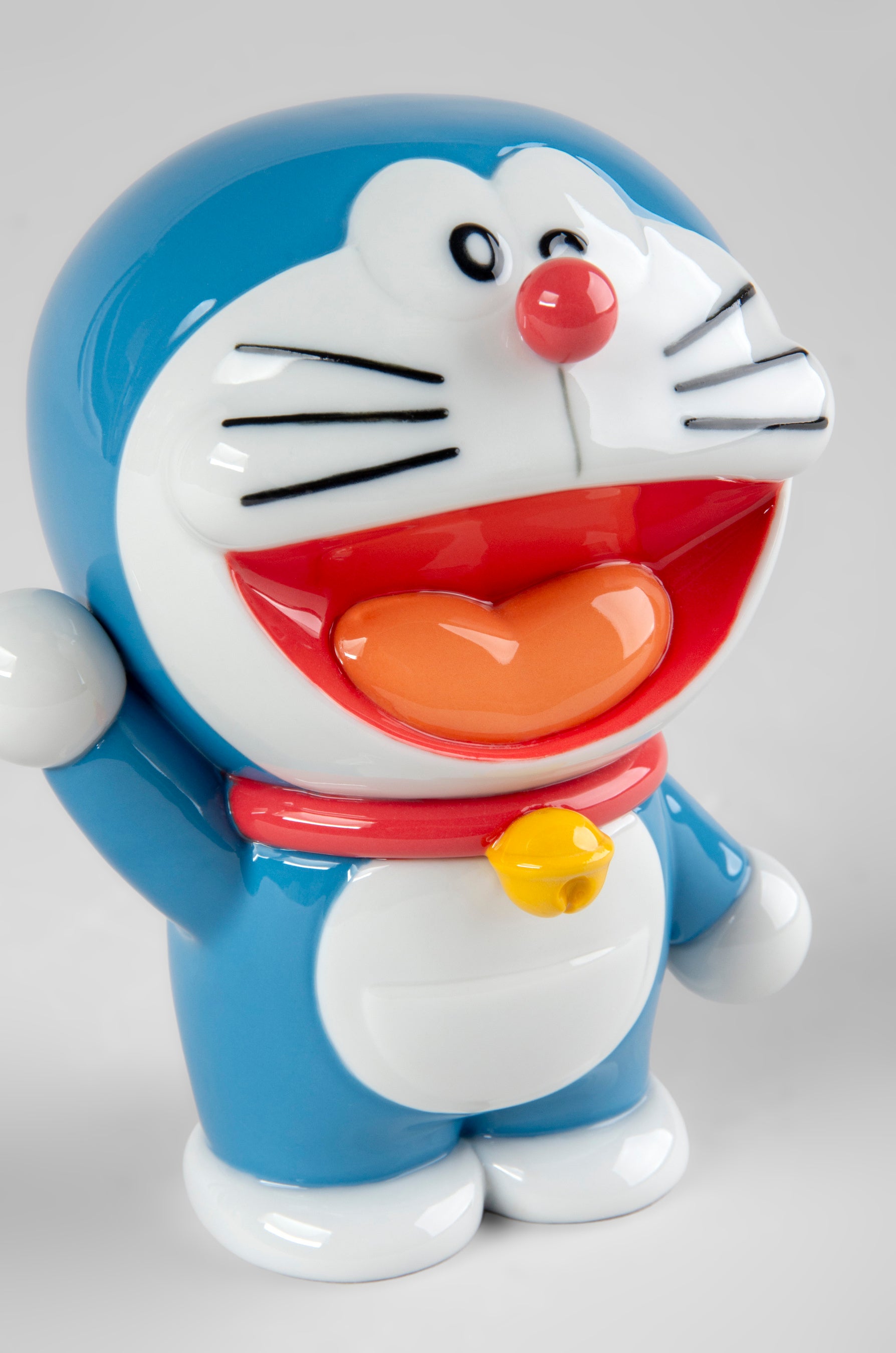 リヤドロ】新作「ドラえもん」登場／8月1日より先行予約販売開始