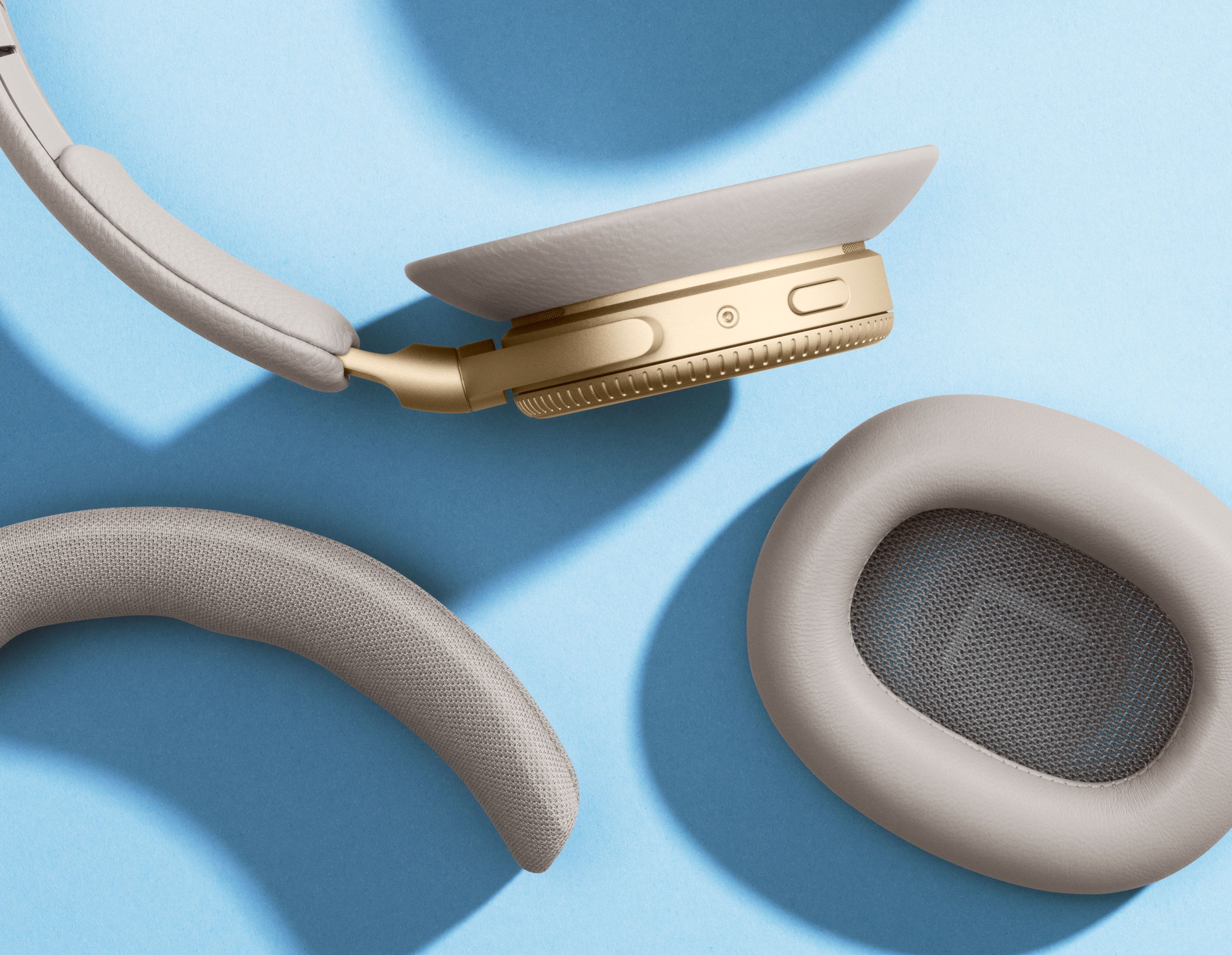 いつでもいつまでも使えるヘッドホンBEOPLAY H100 発売 | バング