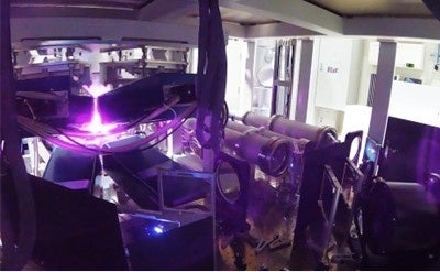 世界最高、200ジュール×10ヘルツのレーザ出力を達成 | 浜松ホトニクス