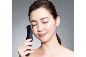 レンタル開始】柴咲コウさんがアンバサダーを務める新美顔器「VI-OLA