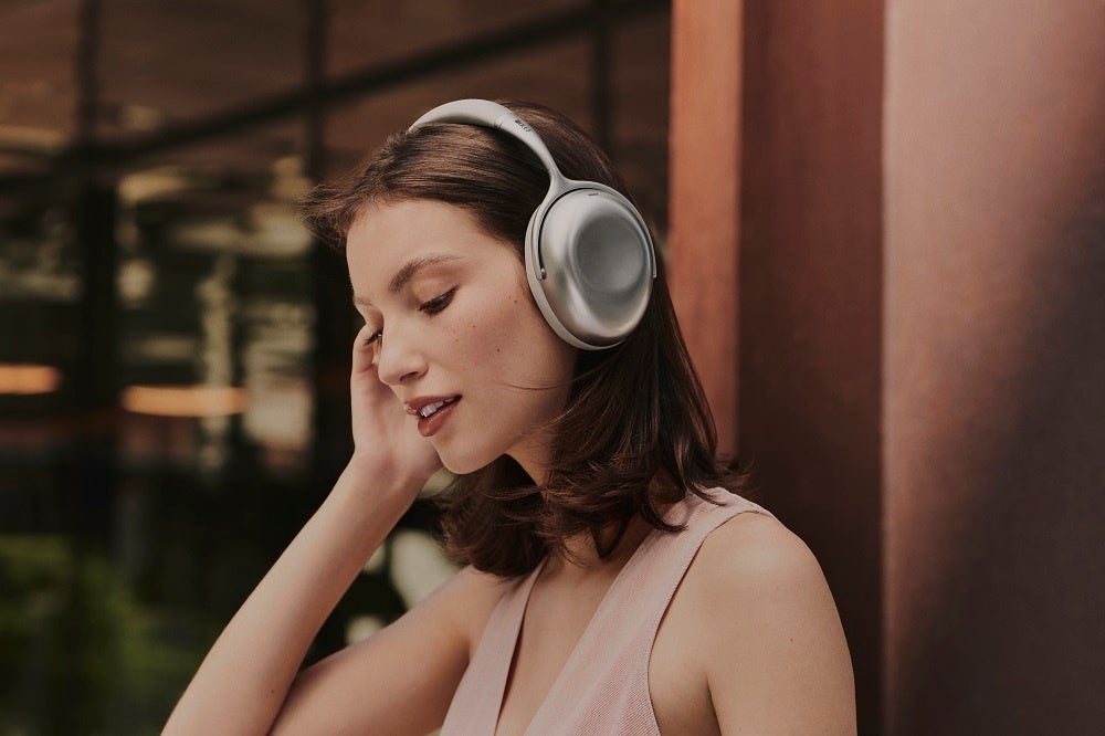 KEF新製品発表 ノイズキャンセリング・ワイヤレス・ヘッドフォン『Mu7