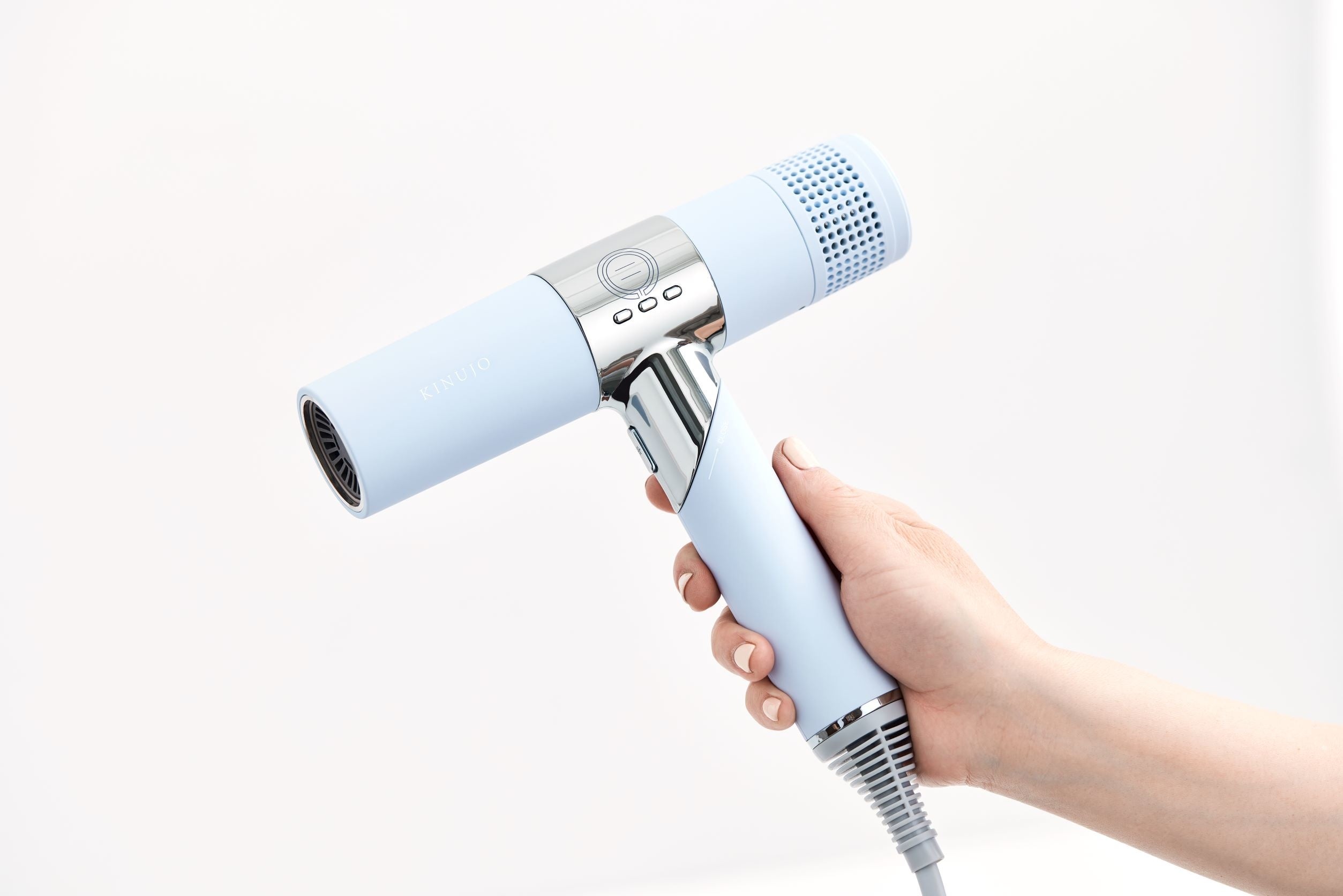 20代～40代女性100人の声で生まれた新色を公開！“うるツヤ速乾”で人気