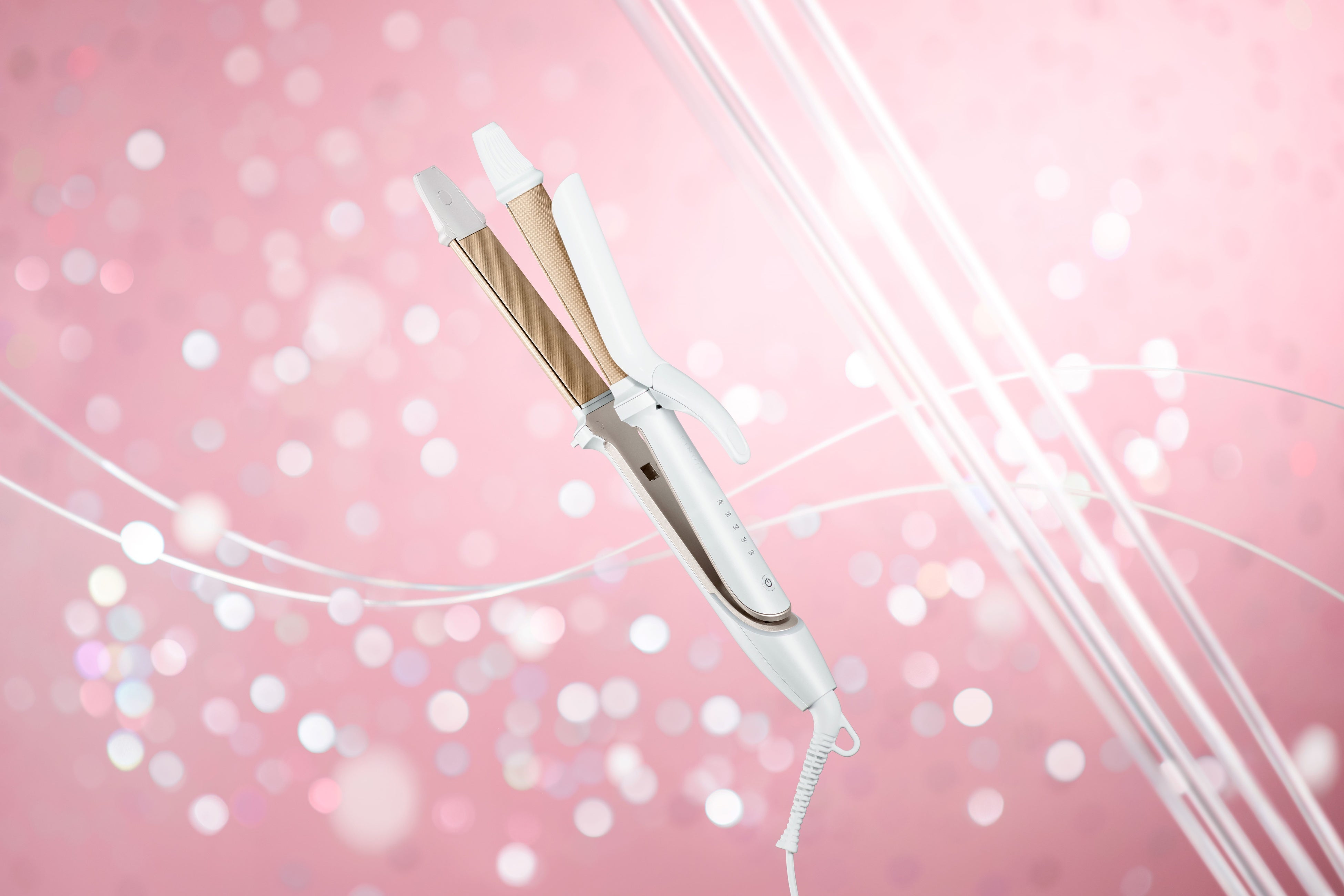 シルクプレート®ヘアアイロンの『KINUJO』から多様なシーンを彩る2