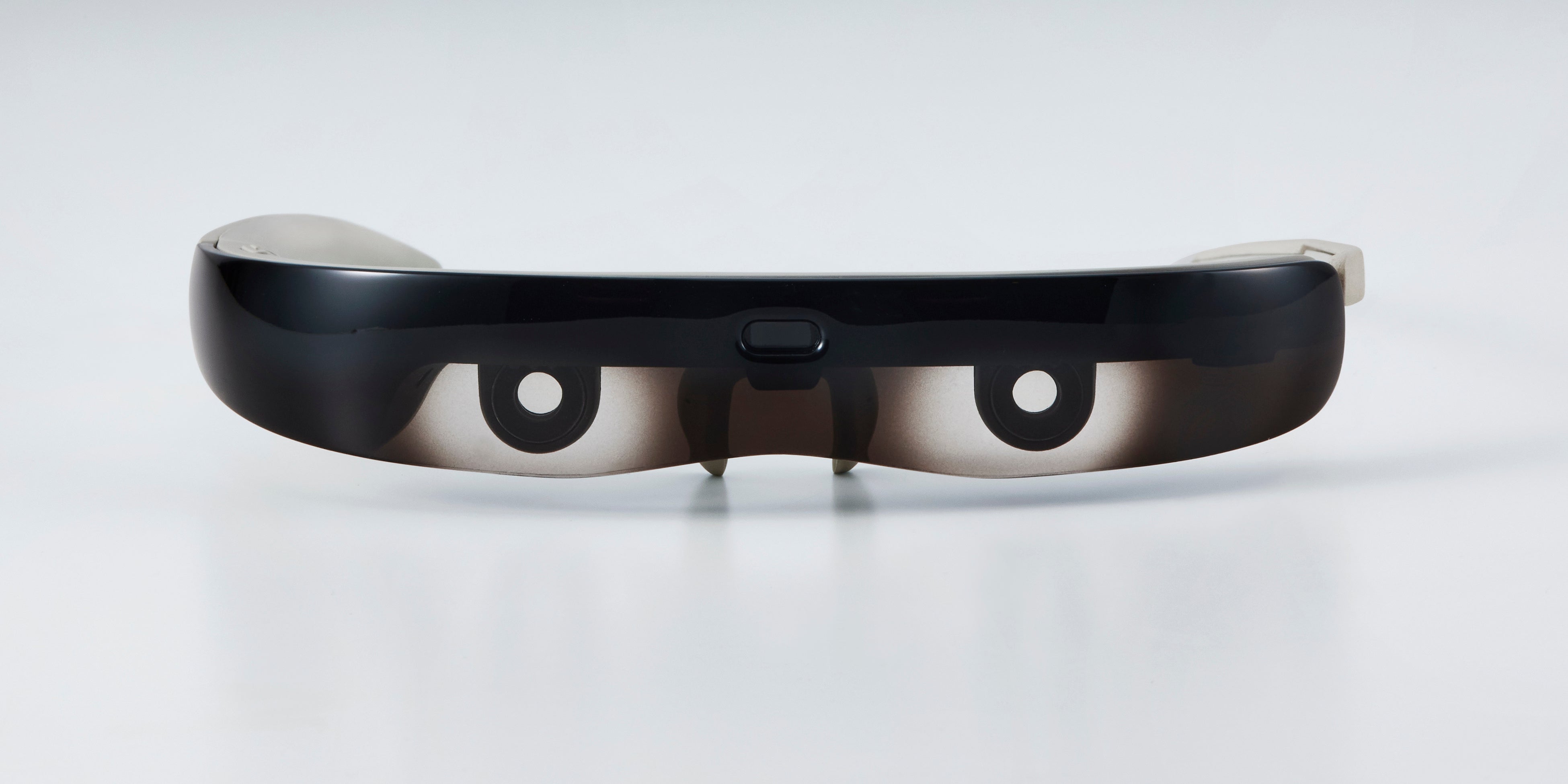 オートフォーカスアイウェア「ViXion01」、ビックカメラグループEC