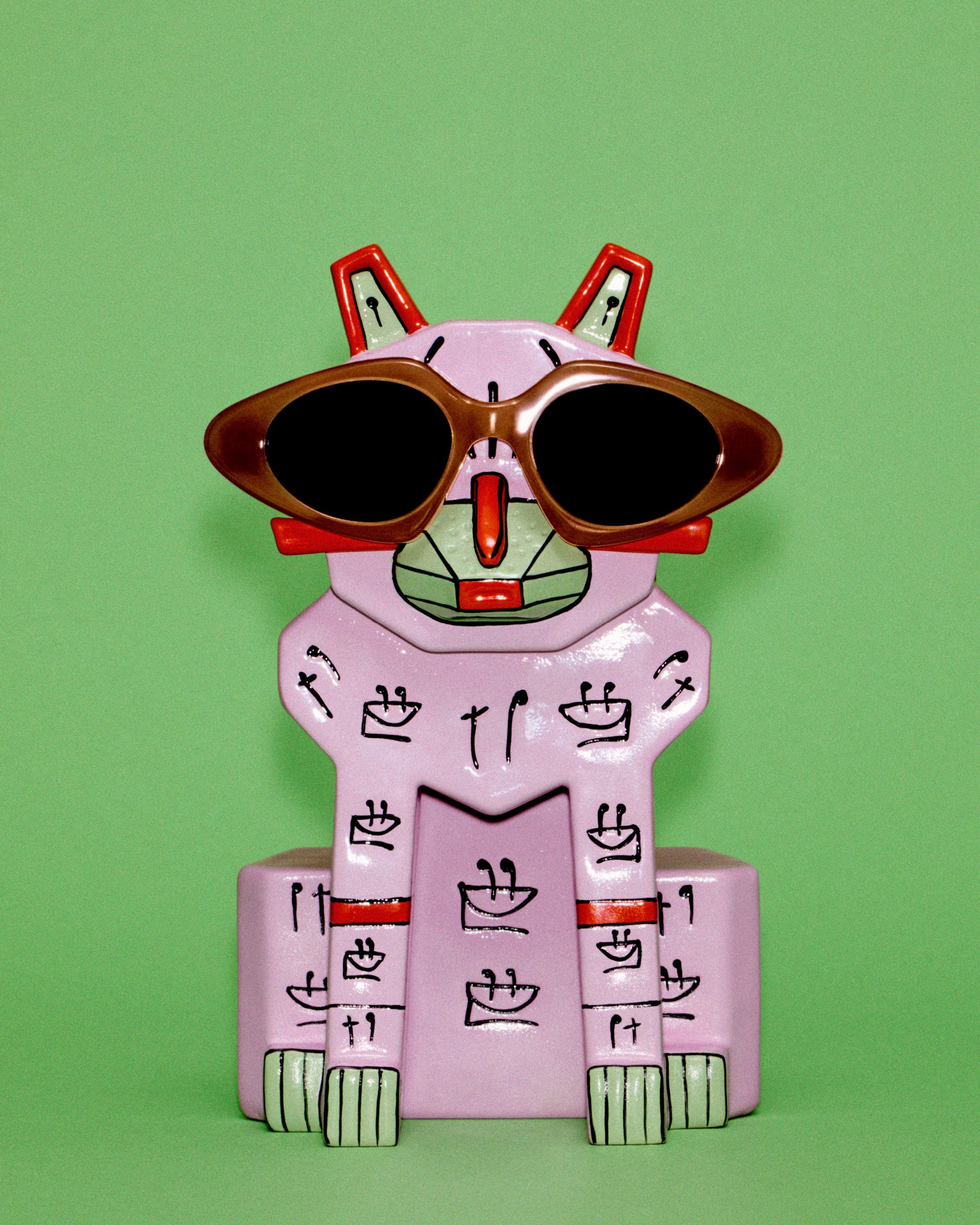 猫と魅せるホリデー、LOEWEが2026春夏プレコレクションキャンペーンを