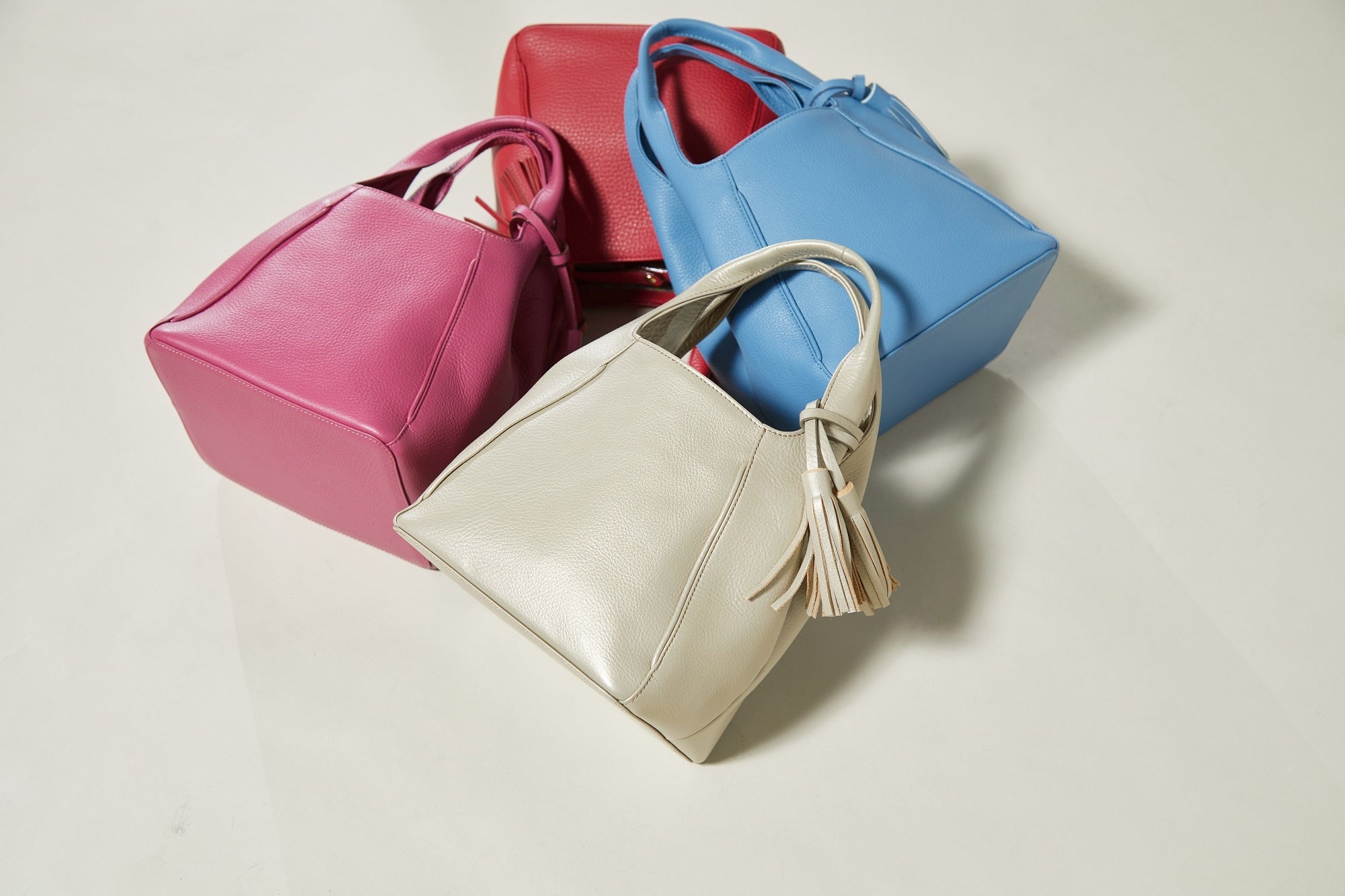 創業1880年より受け継がれる濱野皮革工藝【HAMANO】が、2月22日（木