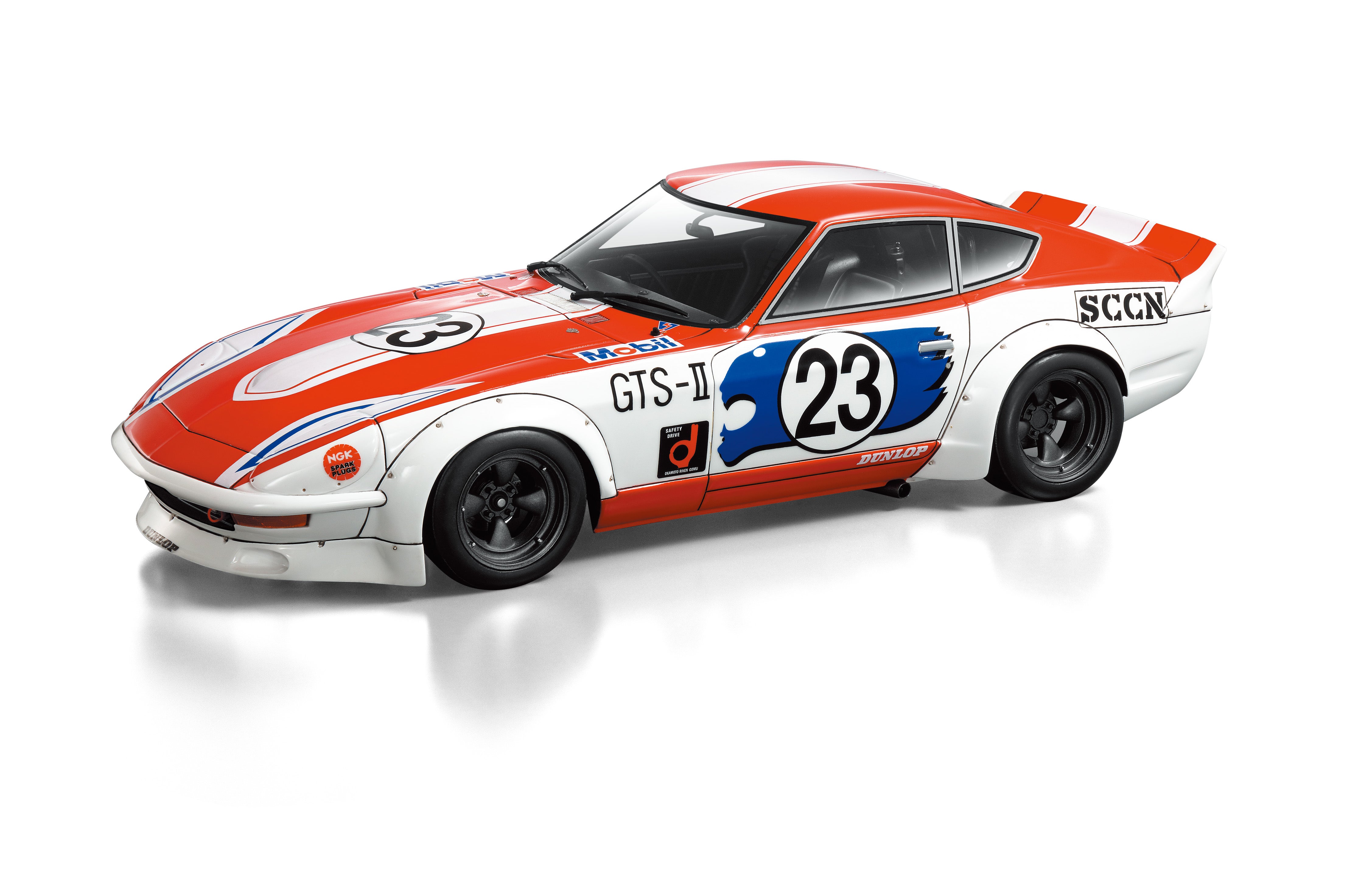 全長およそ20cmの迫力。国産名車の魅力を堪能できる1/18スケールモデル