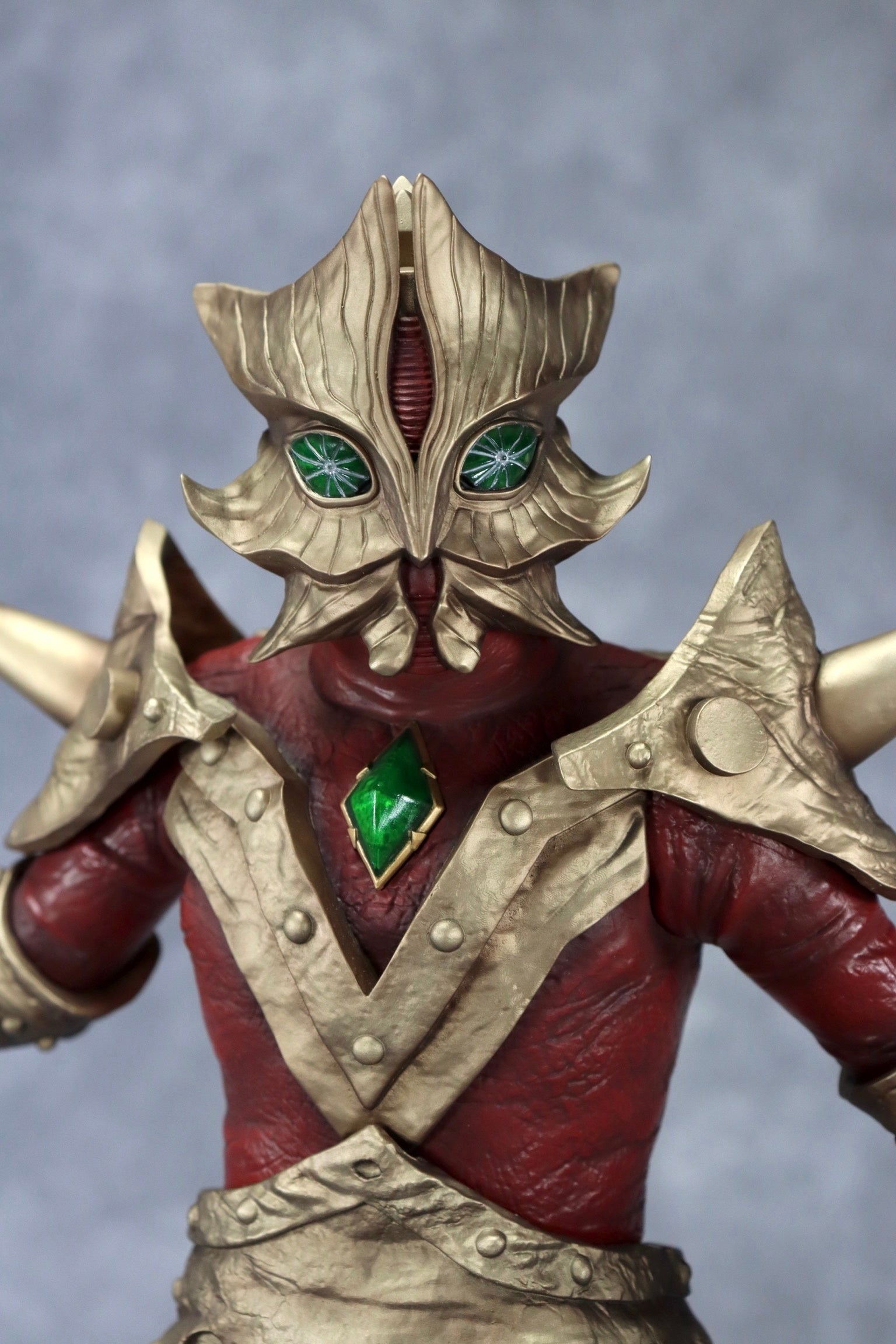 ウルトラマンA』に登場する、『異次元超人エースキラー』が、換装