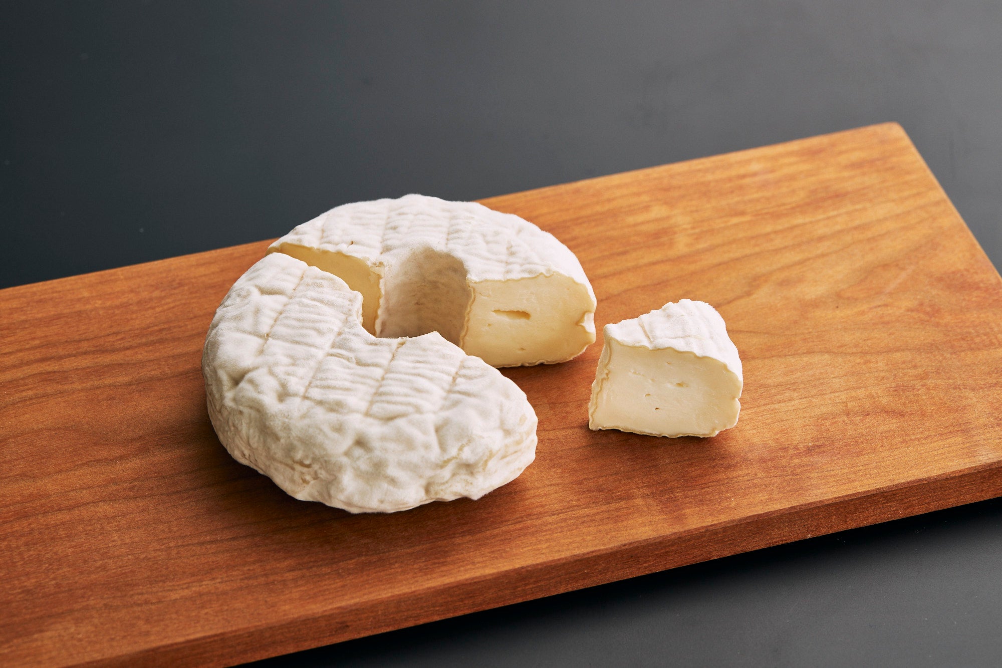 世界初】麹菌で発酵熟成させたナチュラルチーズ 「麹チーズ」誕生